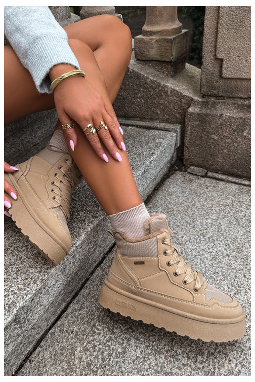 Botas de nieve para mujer con cordones y pelo color arena Big Star