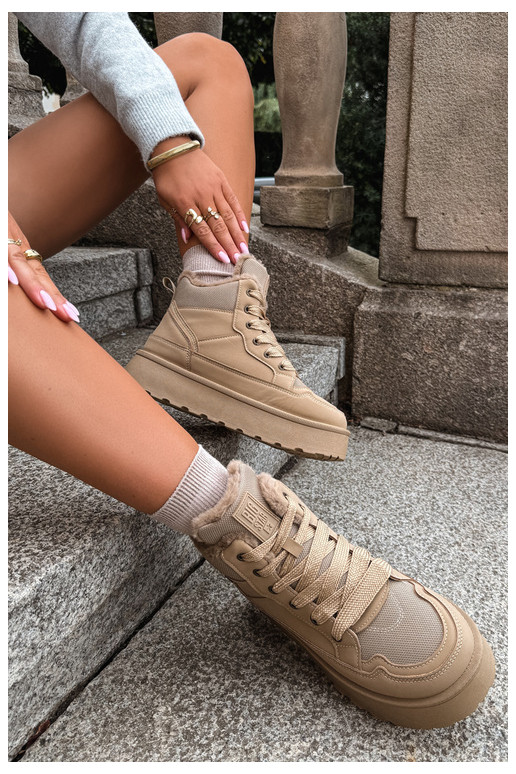 Botas de nieve para mujer con cordones y pelo color arena Big Star