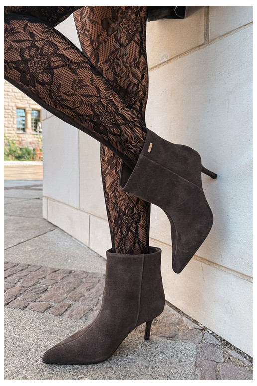 Botas de ante con tacones finos y aislamiento, tipo slip-on Big Star UU274492 marrones