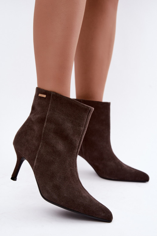 Botas de ante con tacones finos y aislamiento, tipo slip-on Big Star UU274492 marrones