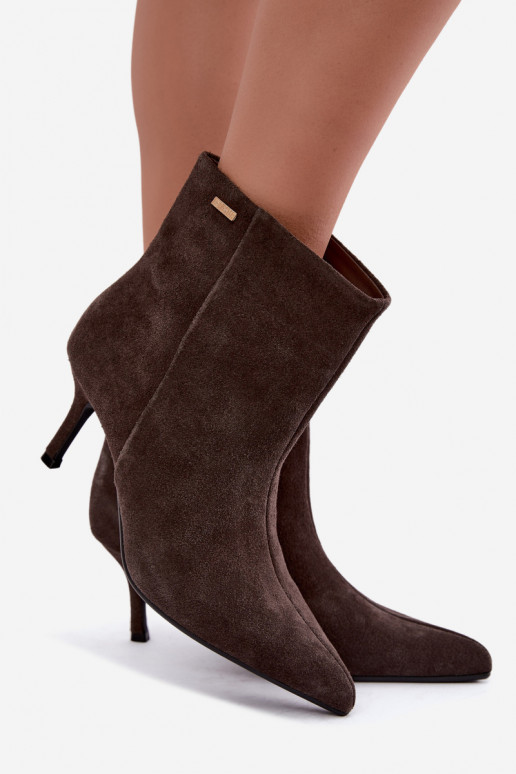Botas de ante con tacones finos y aislamiento, tipo slip-on Big Star UU274492 marrones