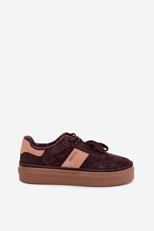 botas de estilo sneaker de ante sintético para mujeres aisladas Big Star UU274770 color chocolate