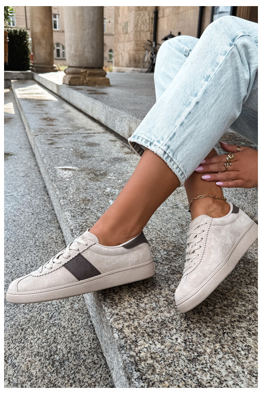 Zapatillas de mujer de ante sintético Big Star UU274440 en arena
