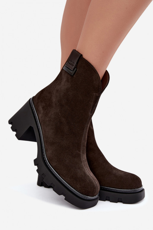 Zapatos aislados de ante sintético con tacones T.Sokolski SH Z26-428 chocolate