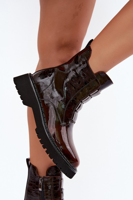 Botines aislados para mujer con efecto charol T.Sokolski Z26-501 marrón