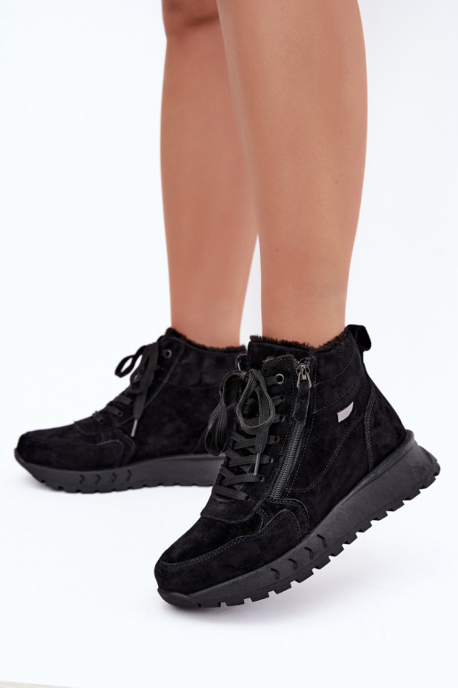 Botines aislados para mujer de ante sintético color negro Alirella