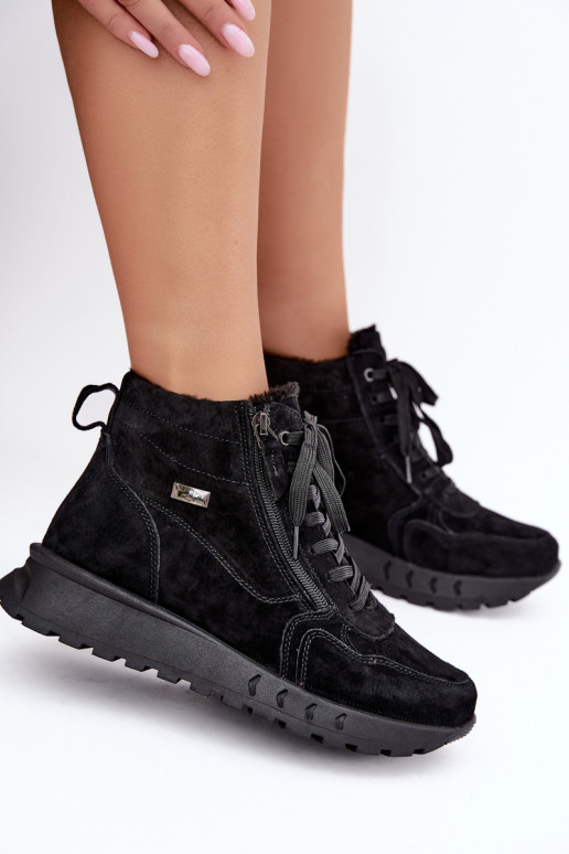 Botines aislados para mujer de ante sintético color negro Alirella