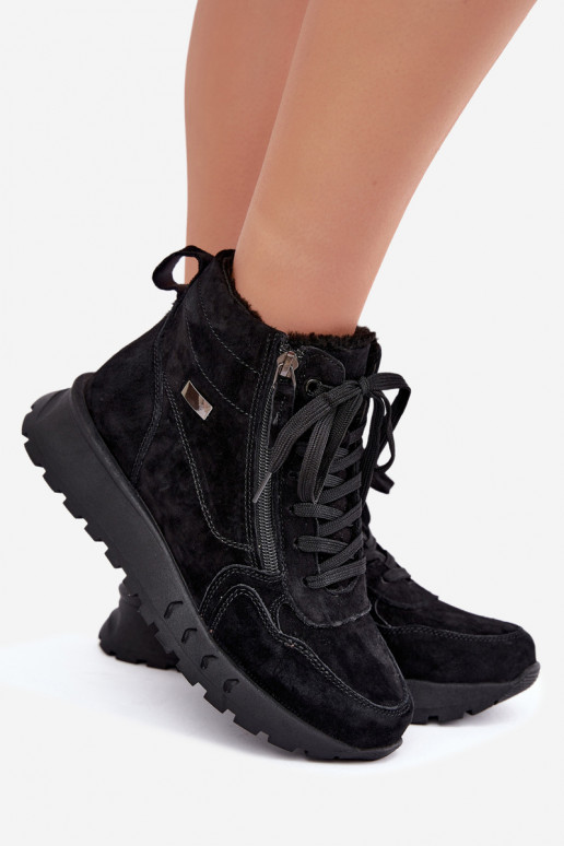 Botines aislados para mujer de ante sintético color negro Alirella