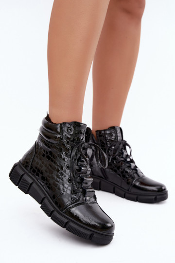Botines aislados para mujer de piel sintética con efecto charol negro Canelia