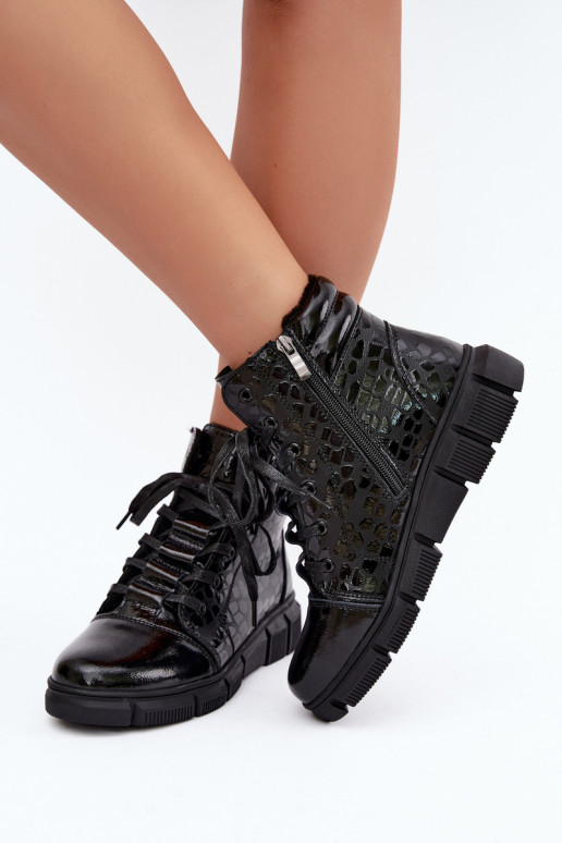 Botines aislados para mujer de piel sintética con efecto charol negro Canelia