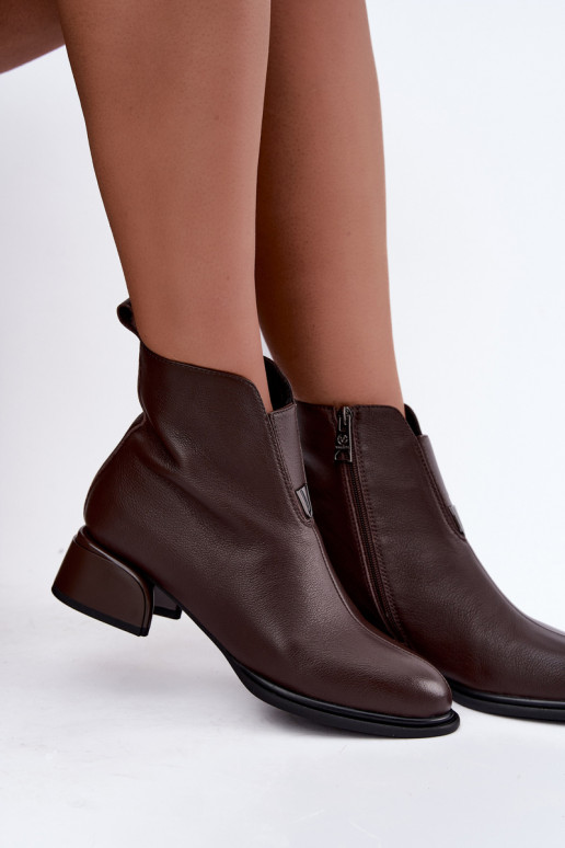 Botines aislados para mujer de cuero natural con tacones bajos Vinceza Czekolado