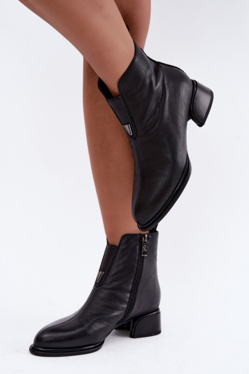 Botines aislados para mujer de cuero natural con tacones bajos Vinceza negros