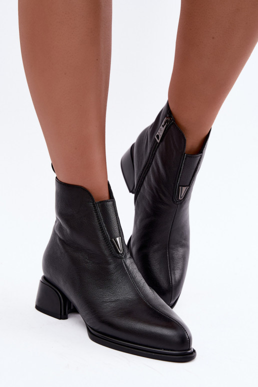 Botines aislados para mujer de cuero natural con tacones bajos Vinceza negros