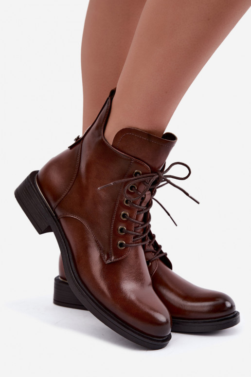 Botines aislados con tacones anchos 58677 en color marrón