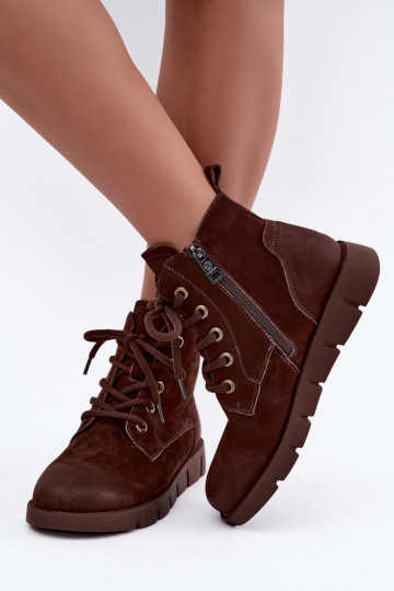 Botines aislados de cuero natural con cordones Vinceza 67040 en color chocolate