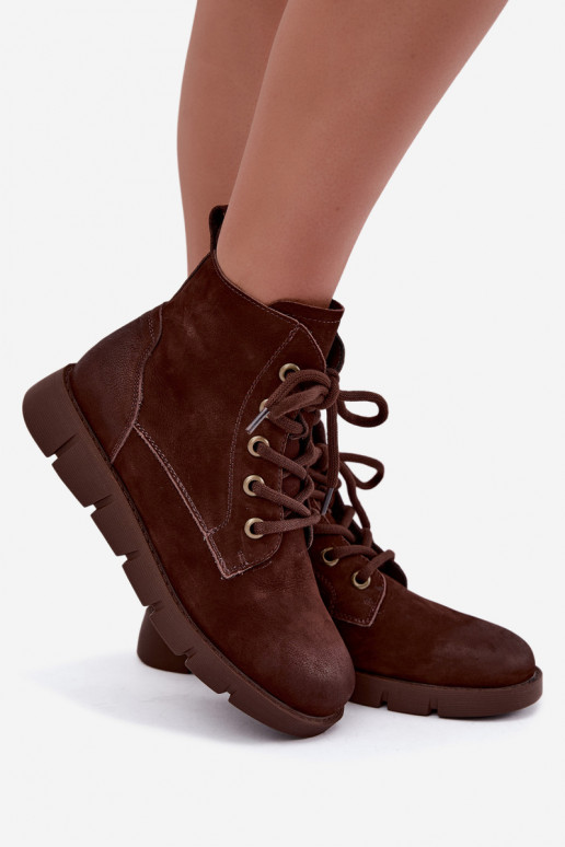 Botines aislados de cuero natural con cordones Vinceza 67040 en color chocolate