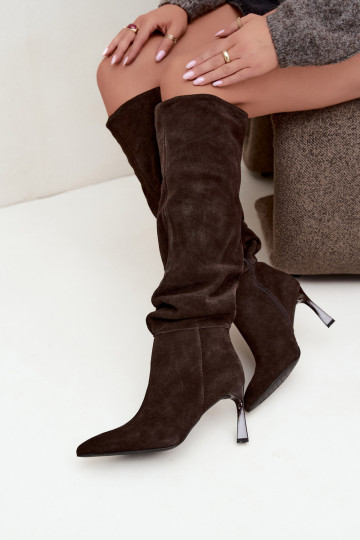 Botas altas de ante sintético Slouchy con tacones finos Vinceza 89170 en color chocolate 2
