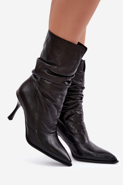 Botines aislados en cuero natural Slouchy con tacones finos Vinceza 89166 en color negro