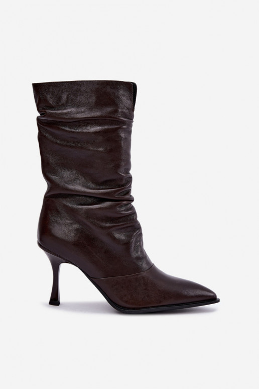 Botines aislados en cuero natural Slouchy con tacones finos Vinceza 89166 en color chocolate