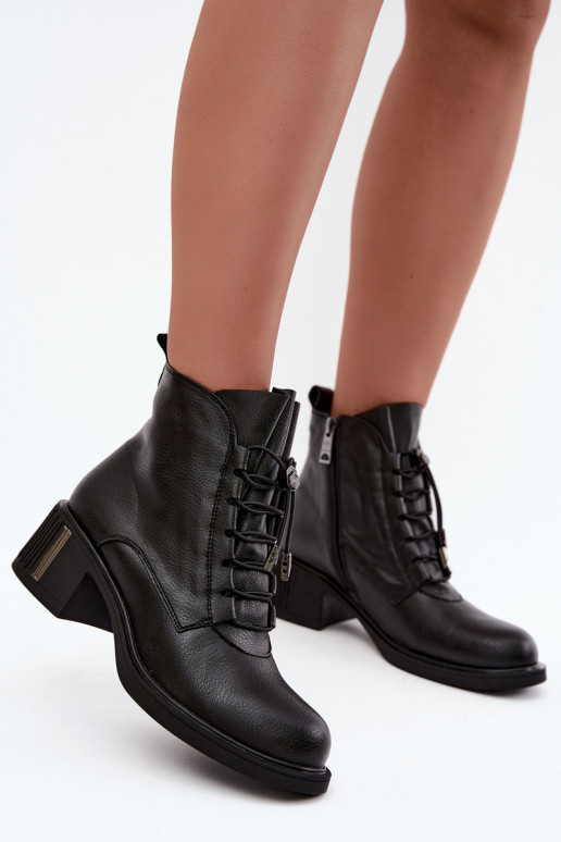 Botines aislados en cuero natural Klocke Vinceza 89161 en color negro