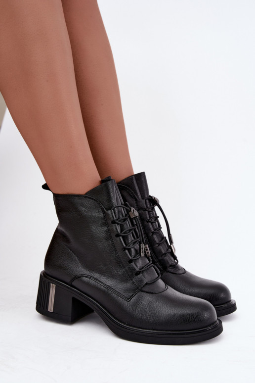 Botines aislados en cuero natural Klocke Vinceza 89161 en color negro
