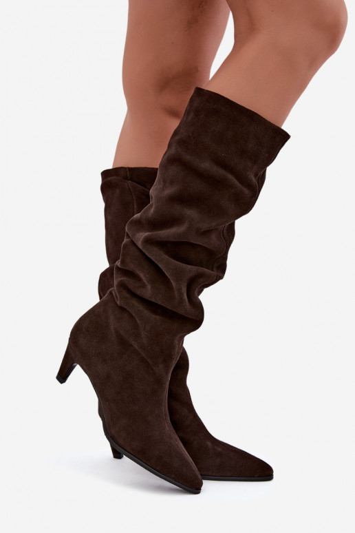 Botas altas de ante sintético aisladas Slouchy con tacones Vinceza 89167 en color chocolate