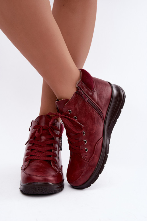 Botines aislados de mujer con pelo por dentro en color burdeos Parvella