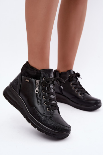 Botines aislados de mujer con pelo por dentro en color negro Parvella 2