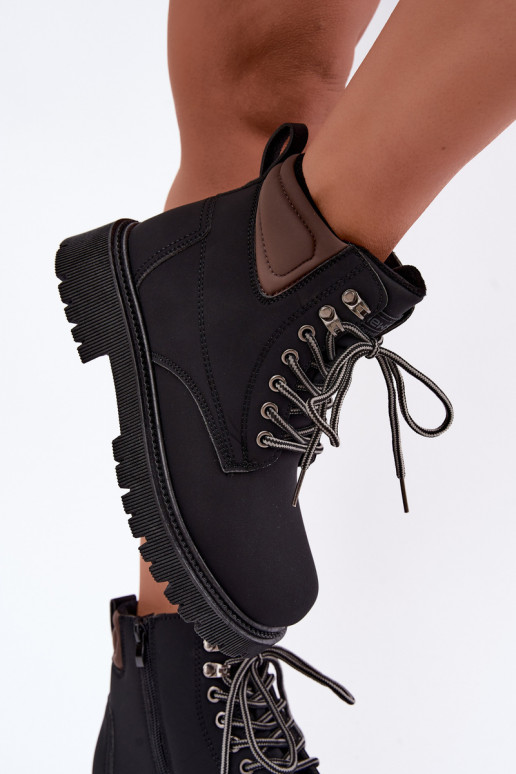 Zapatos de mujer aislados, negros Sarvella