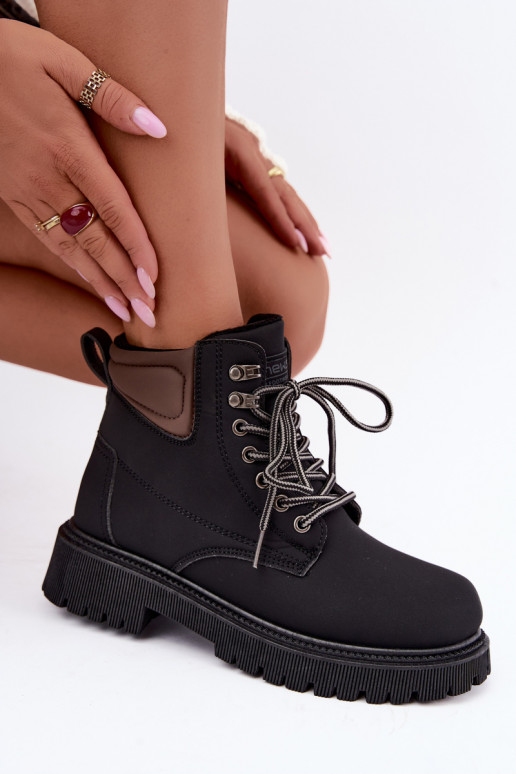 Zapatos de mujer aislados, negros Sarvella