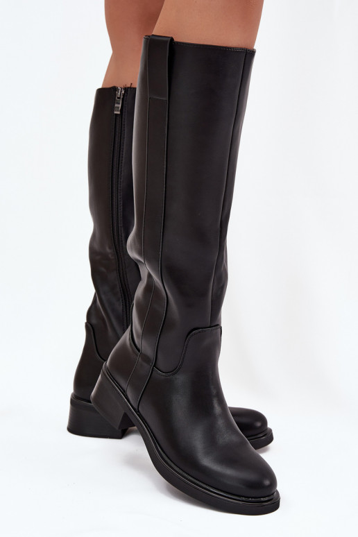 Botas altas de mujer con tacón bajo en color negro Averna