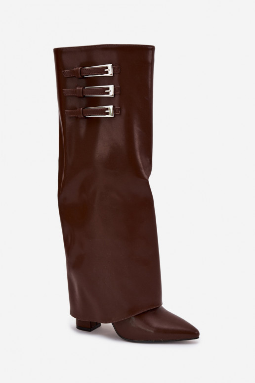 Botas altas de mujer con tacón y caña de cordones, correas con hebillas en color chocolate Nirisa