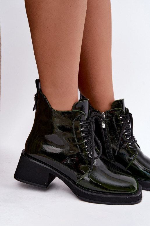 Botines aislados de cuero sintético con efecto charol Klocke GOE UU2N4129 caqui