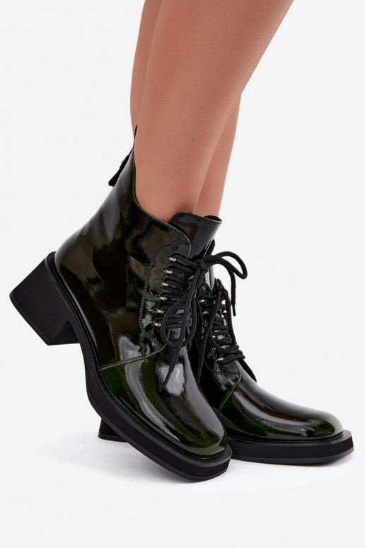Botines aislados de cuero sintético con efecto charol Klocke GOE UU2N4129 caqui