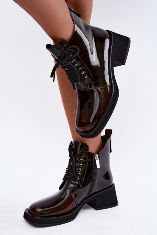 Botines aislados de cuero sintético con efecto charol Klocke GOE UU2N4128 marrón oscuro