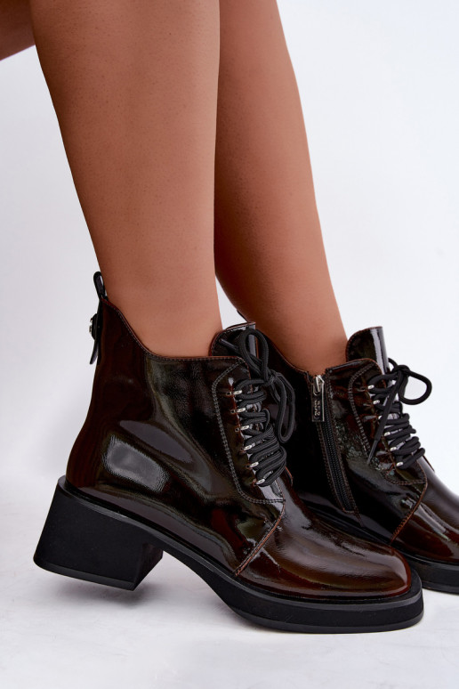 Botines aislados de cuero sintético con efecto charol Klocke GOE UU2N4128 marrón oscuro