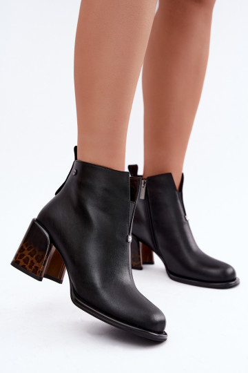 Botines aislados de cuero sintético para mujer con tacones GOE UU2N4204 negros 2