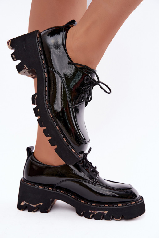 Mocasines de cuero charol para mujer Klocke Artiker 59C0279 negros
