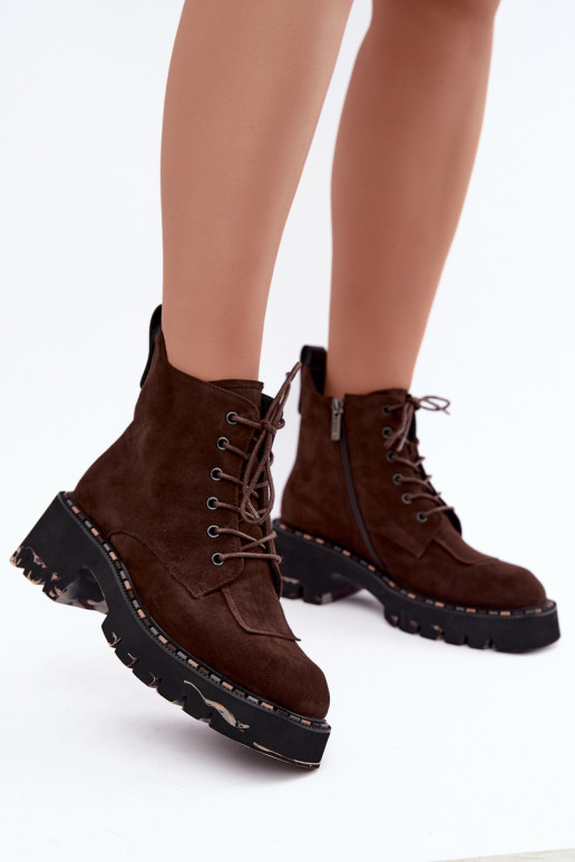 Botines aislados de ante sintético Artiker 59C0247 chocolate
