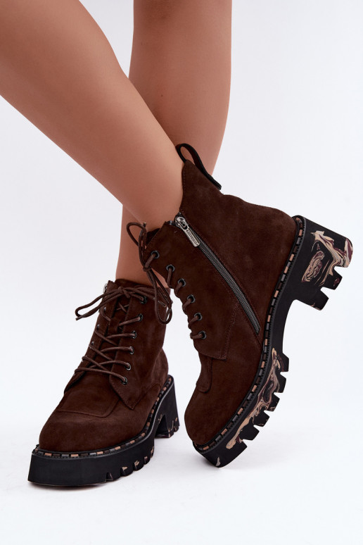 Botines aislados de ante sintético Artiker 59C0247 chocolate