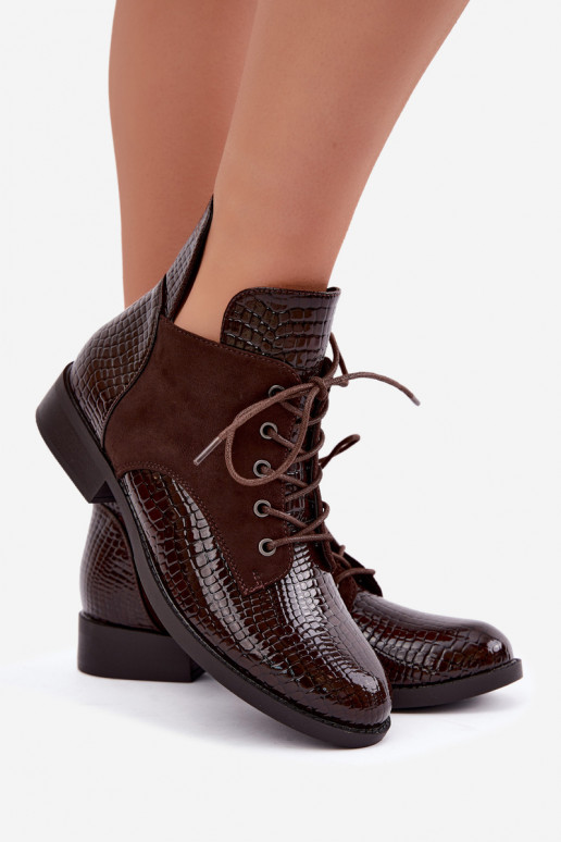 Botines aislados con diseño en relieve Vinceza 16524 chocolate