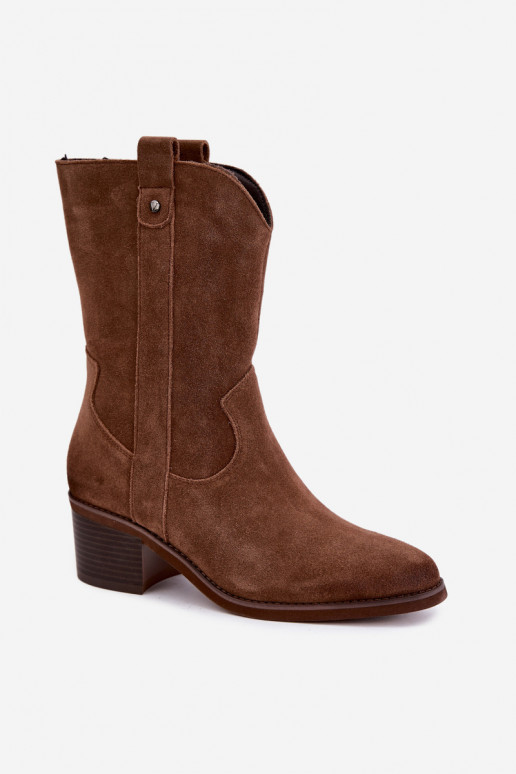 botines aislados de estilo vaquero con tacones Vinceza 133106 en marrón
