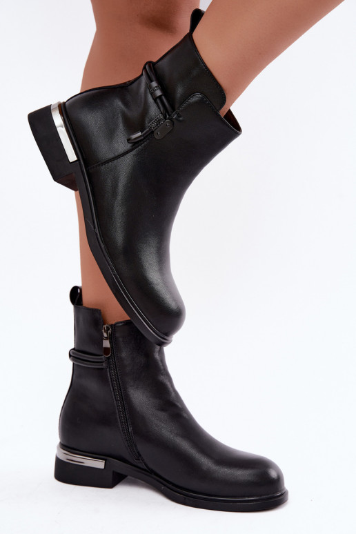 botines aislados para mujer con tacones decorados D&A MK62-7025 en negro