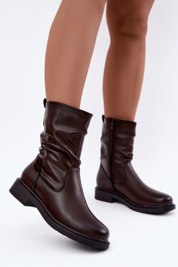 botines aislados arrugados con tacones anchos Sergio Leone BT-08 en chocolate