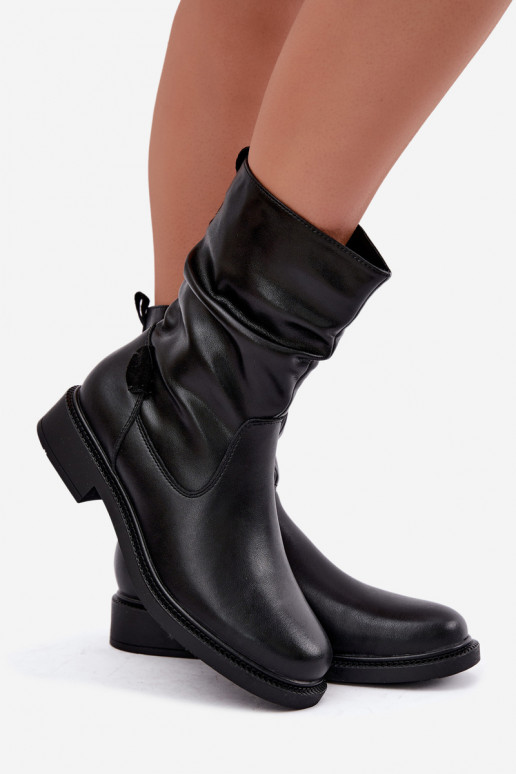 botines aislados arrugados con tacones anchos Sergio Leone BT-08 en negro