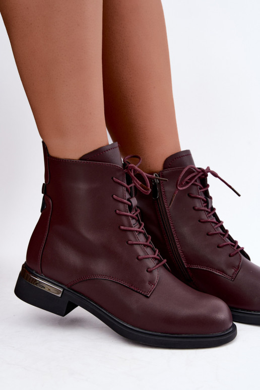 Botines de cuero aislados con tacones anchos en burdeos Vinceza 86450