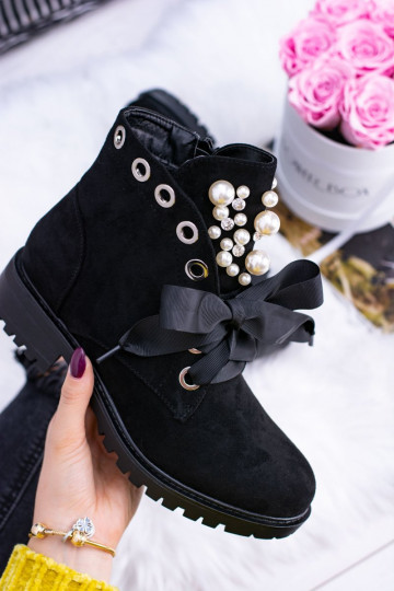 Botines calentitos con perlas artificiales y cinta en negro Perla 2