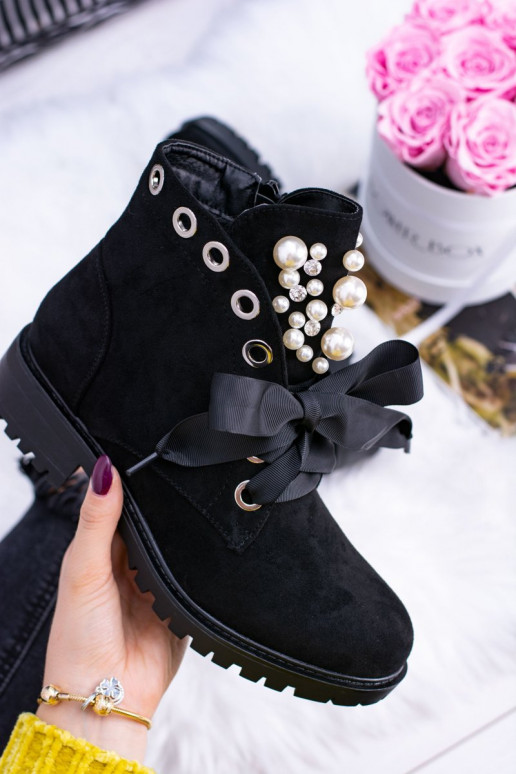 Botines calentitos con perlas artificiales y cinta en negro Perla
