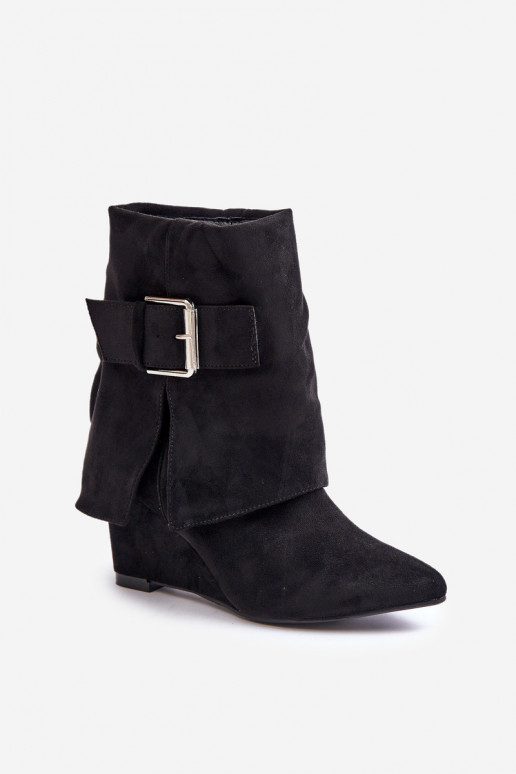 Botines con plataforma y hebillas de ante sintético en negro Vortinia