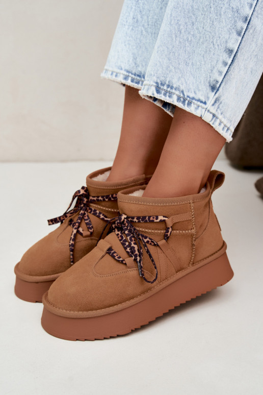 Botas de nieve de ante sintético marrón con plataforma y detalles elegantes GOE UU2N4920